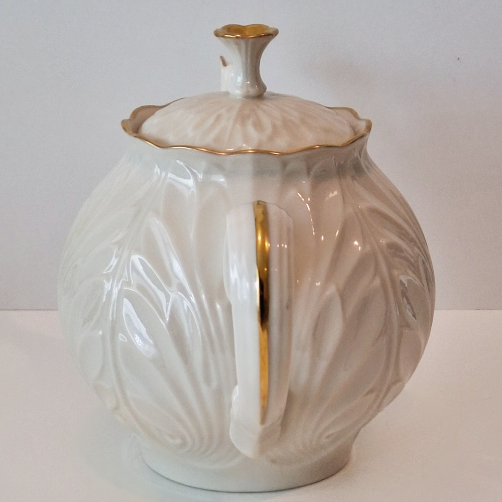 Lenox Cottage Leaf teapot - vintage - Picture 4 of 11